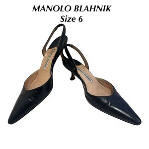 Manolo Blahnik Elegant Black Pointed leather low back heels size 6